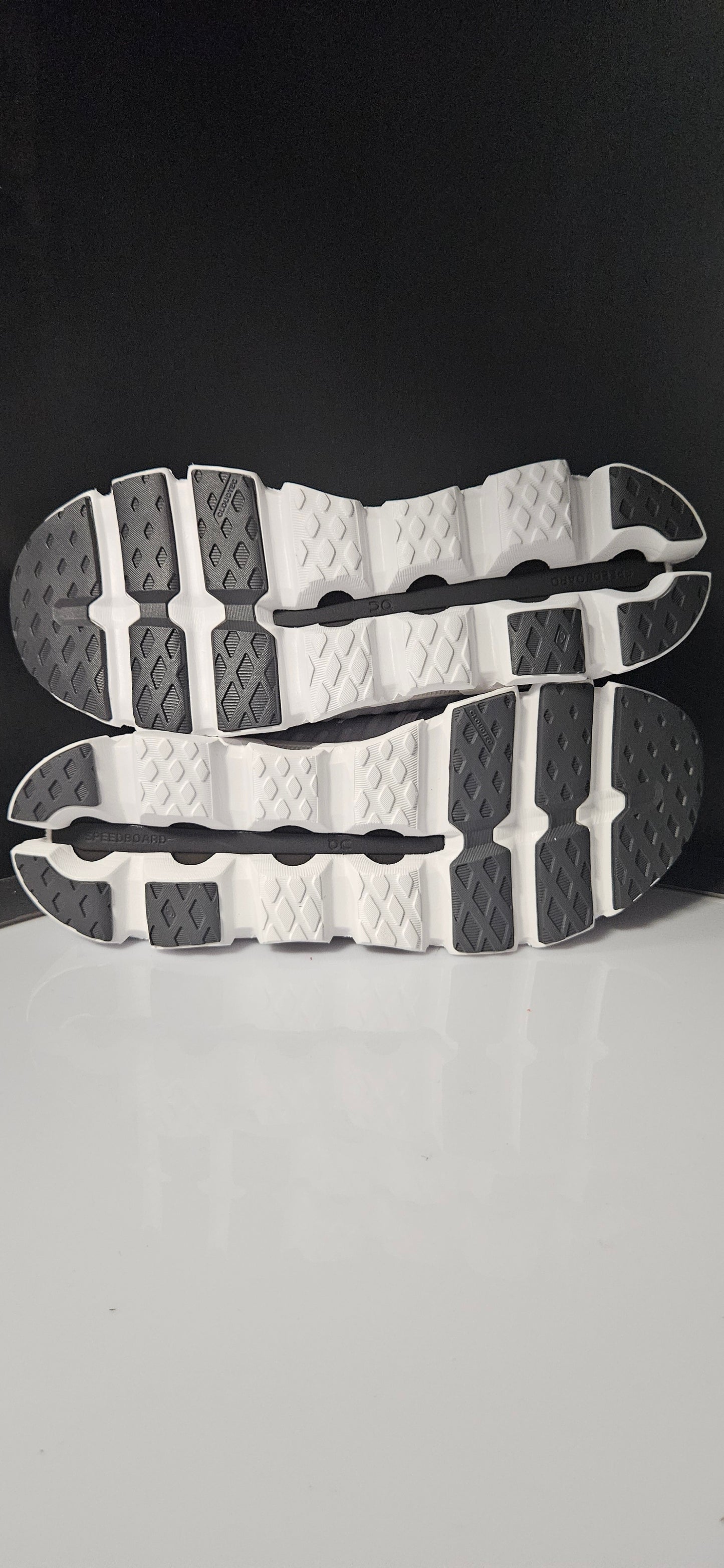 Mens On Cloudswift 3 In Grey Size 10