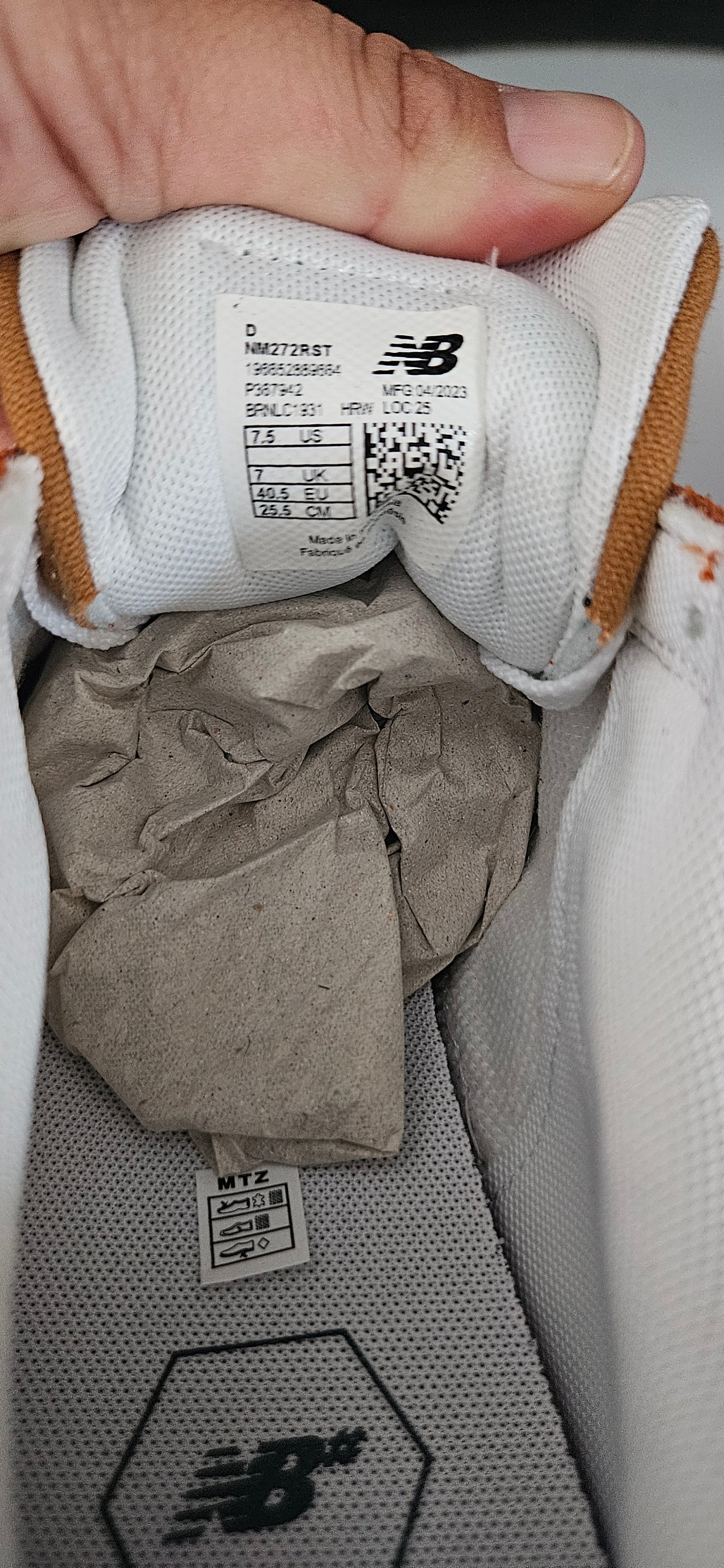 NB Numeric 272 Shoes in size 7