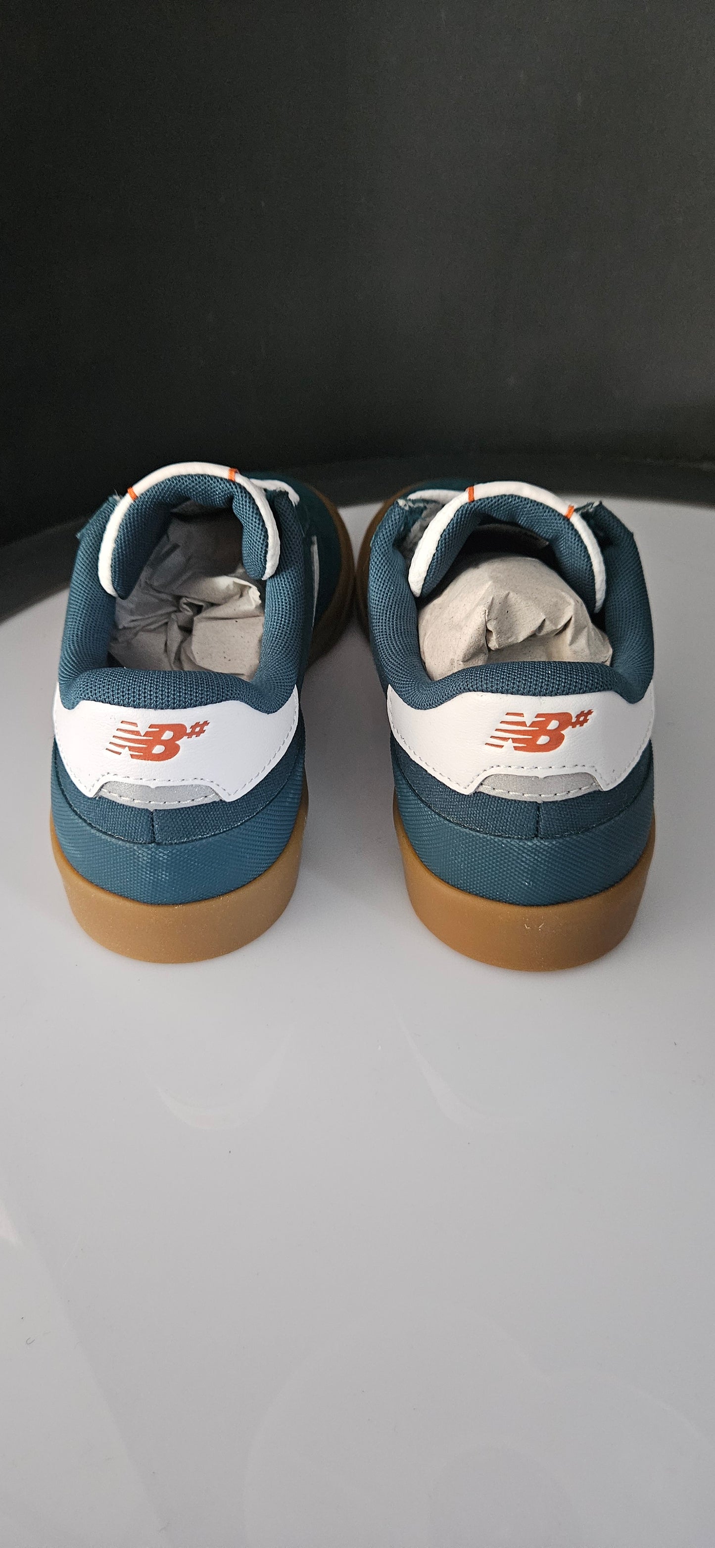 NB Numeric 272 Shoes in size 6