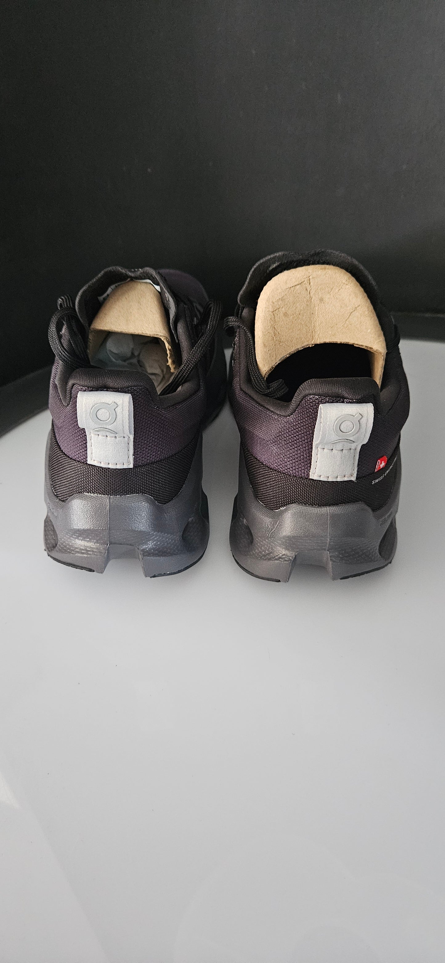 On Cloudsurfer Trail Waterproof Black Eclipse Size 7