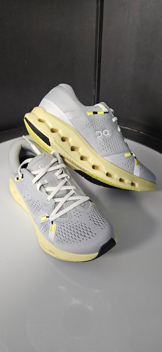 Womans Cloudsurfer 2 in yellow and grey size 5