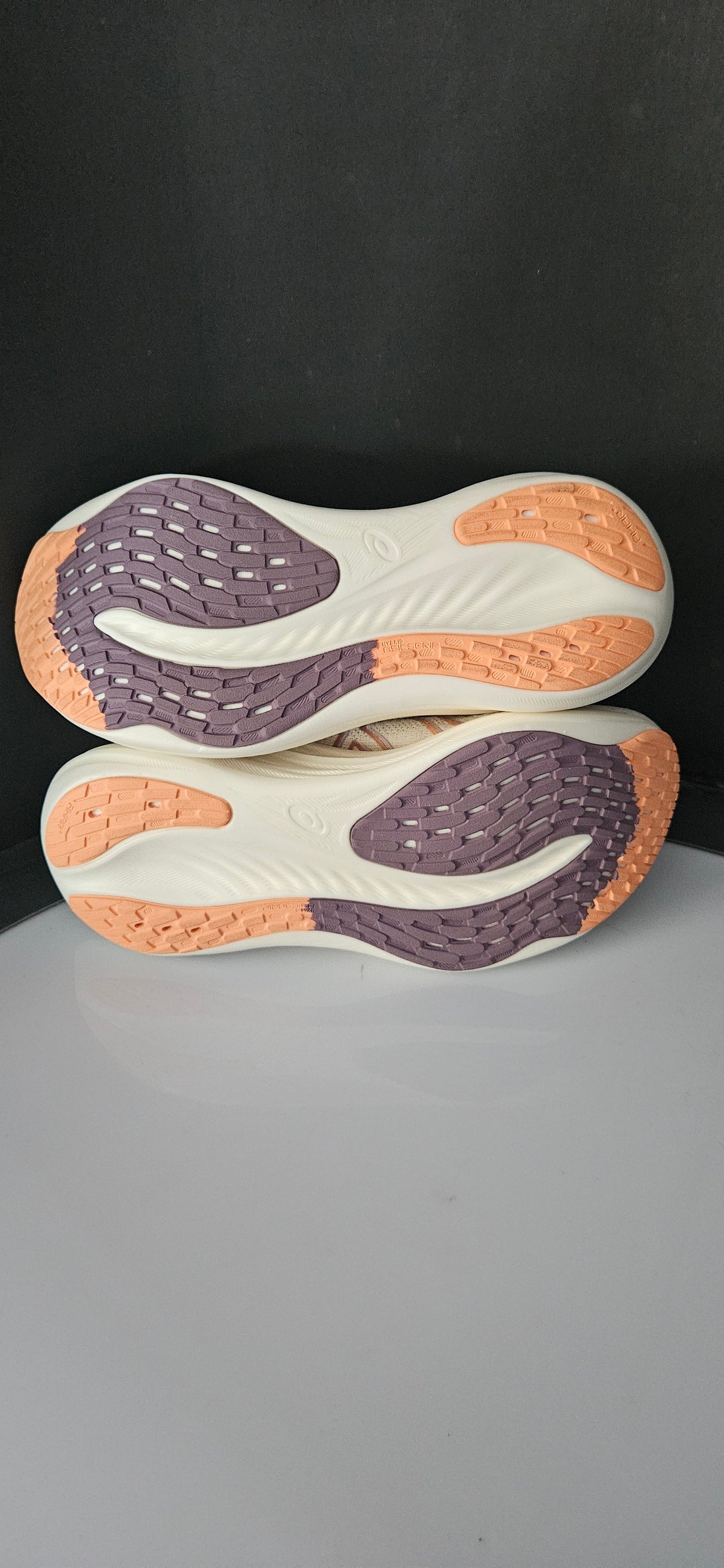 GEL-NIMBUS 27 Uk 4