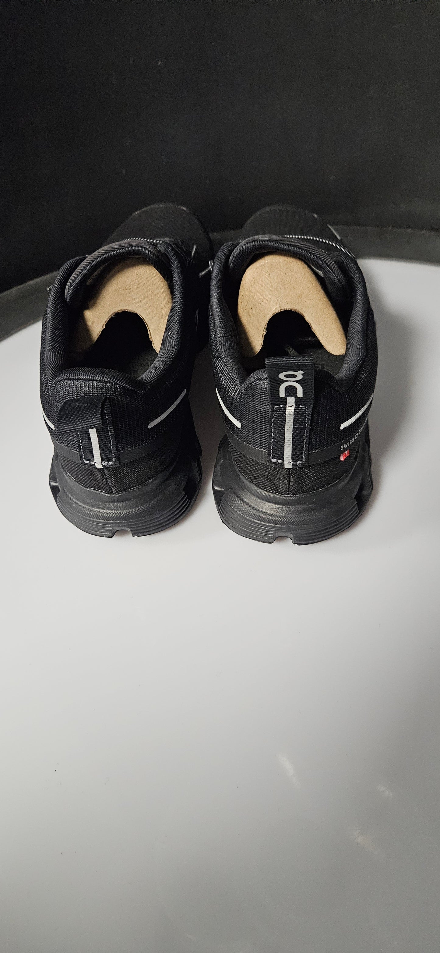 Men's Cloud 6 Black/Black Size 5.5 Rrp £160