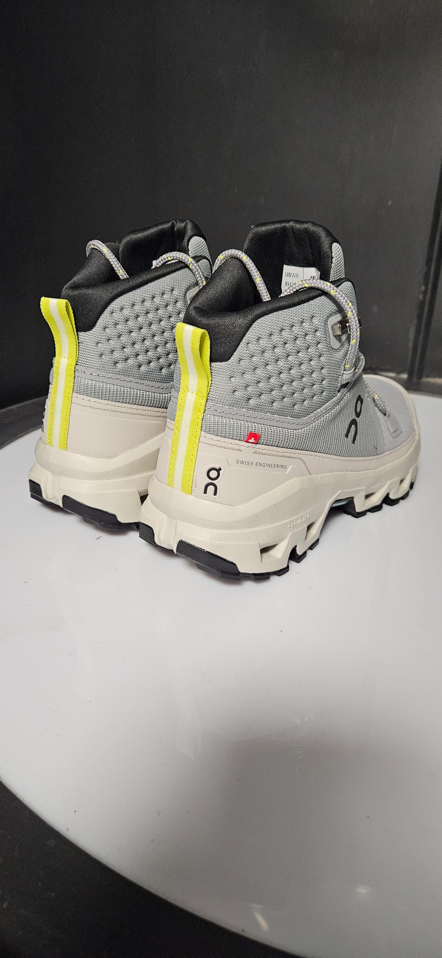 Women's Cloudrock Mid Waterproof  Alloy/Ice Size 4 Rrp £210