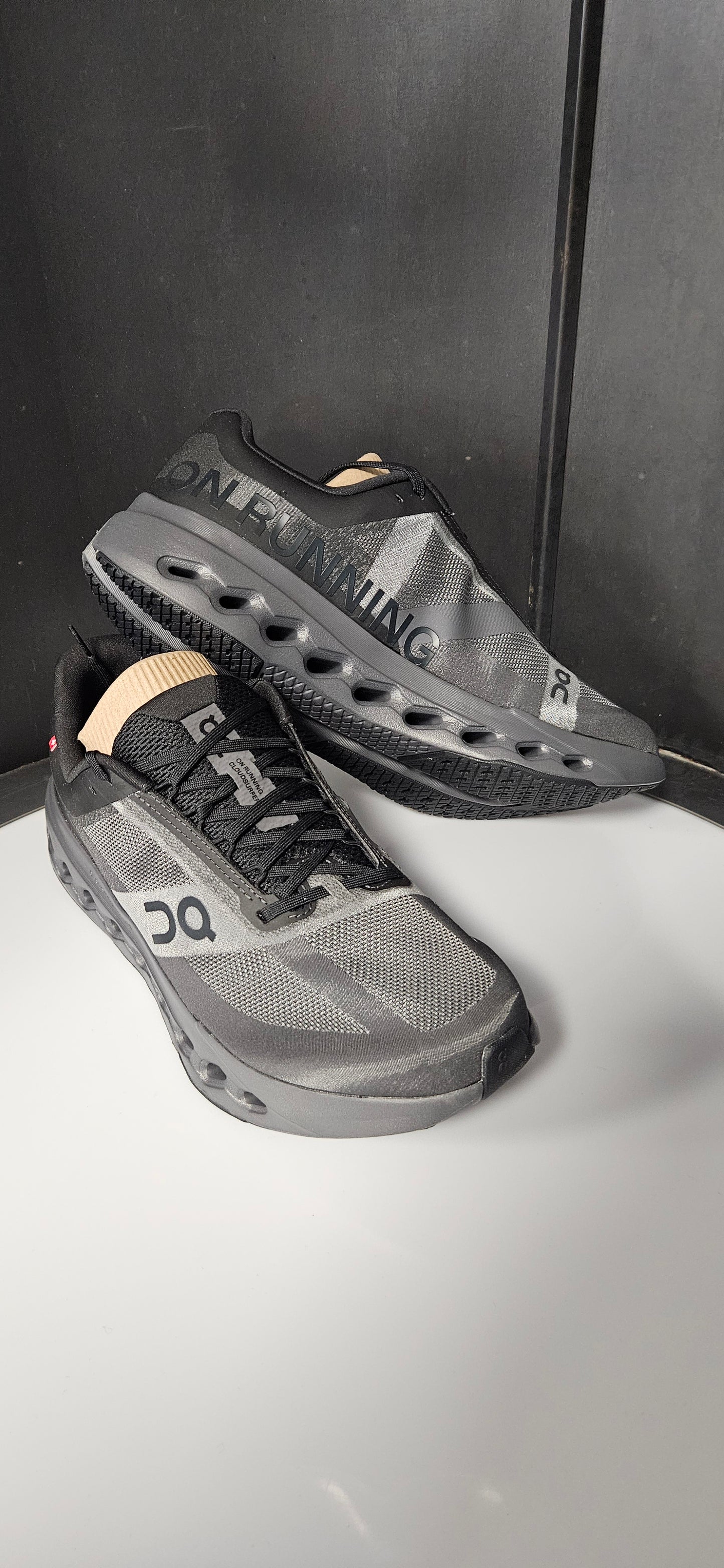 Men's Cloudrunner 2 Waterproof Eclipse/Eclipse Size 7 Rrp £160