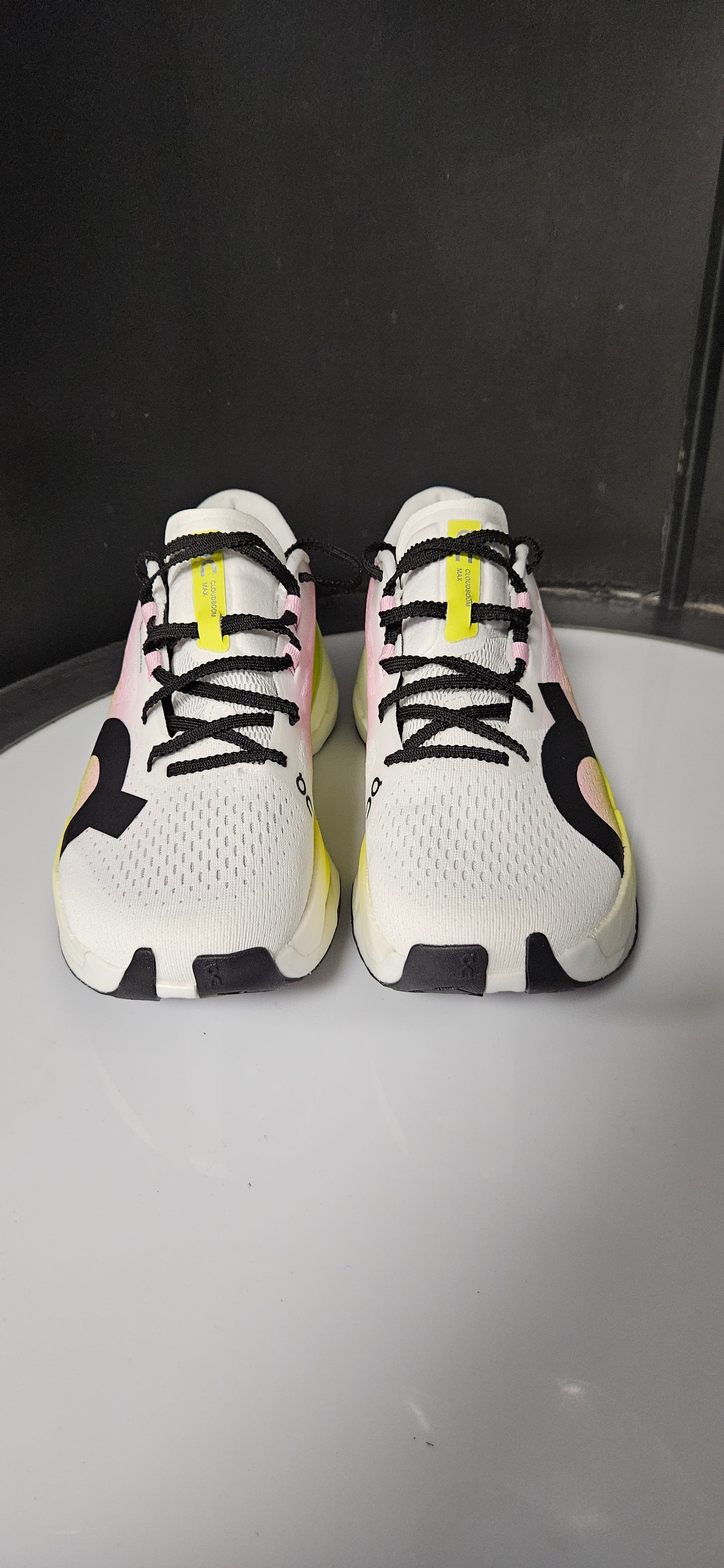 On Cloudboom Max Lime/Raspberry Size 8.5 Rrp £220