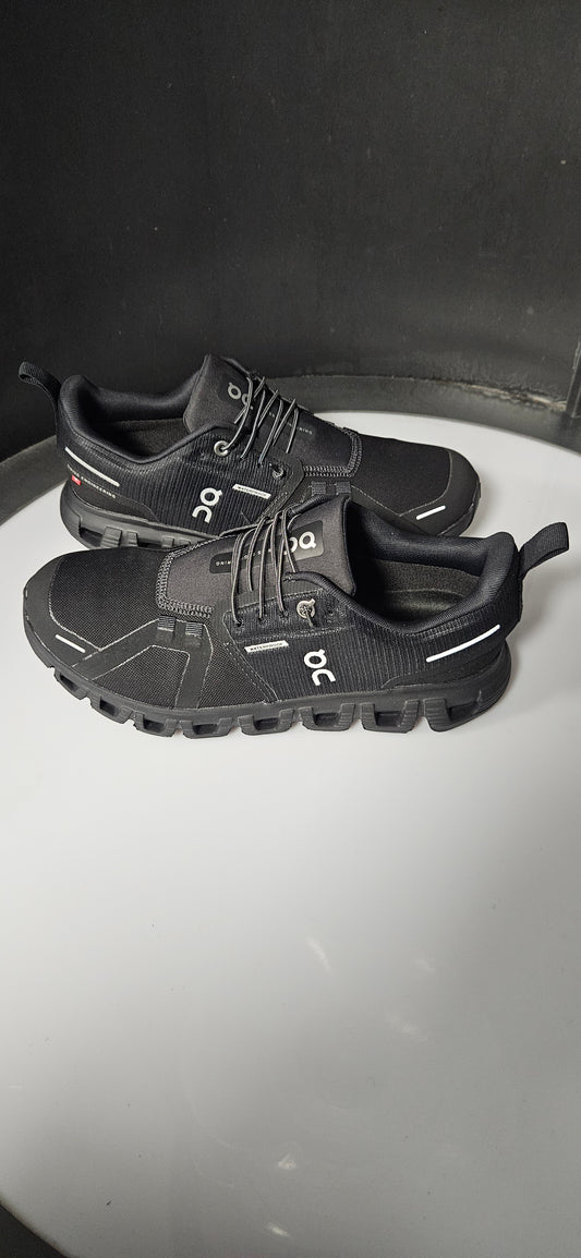 Men's Cloud 6 Black/Black Size 5.5 Rrp £160