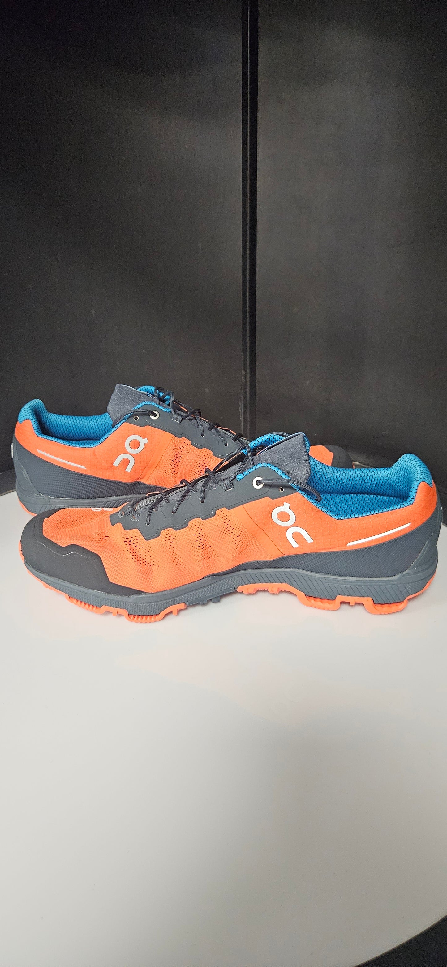 On Cloudventure waterproof size 13.5