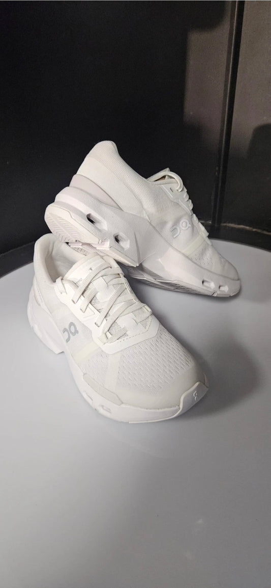 On Women's Cloudpulse White | Frost Size 3 Rrp £140