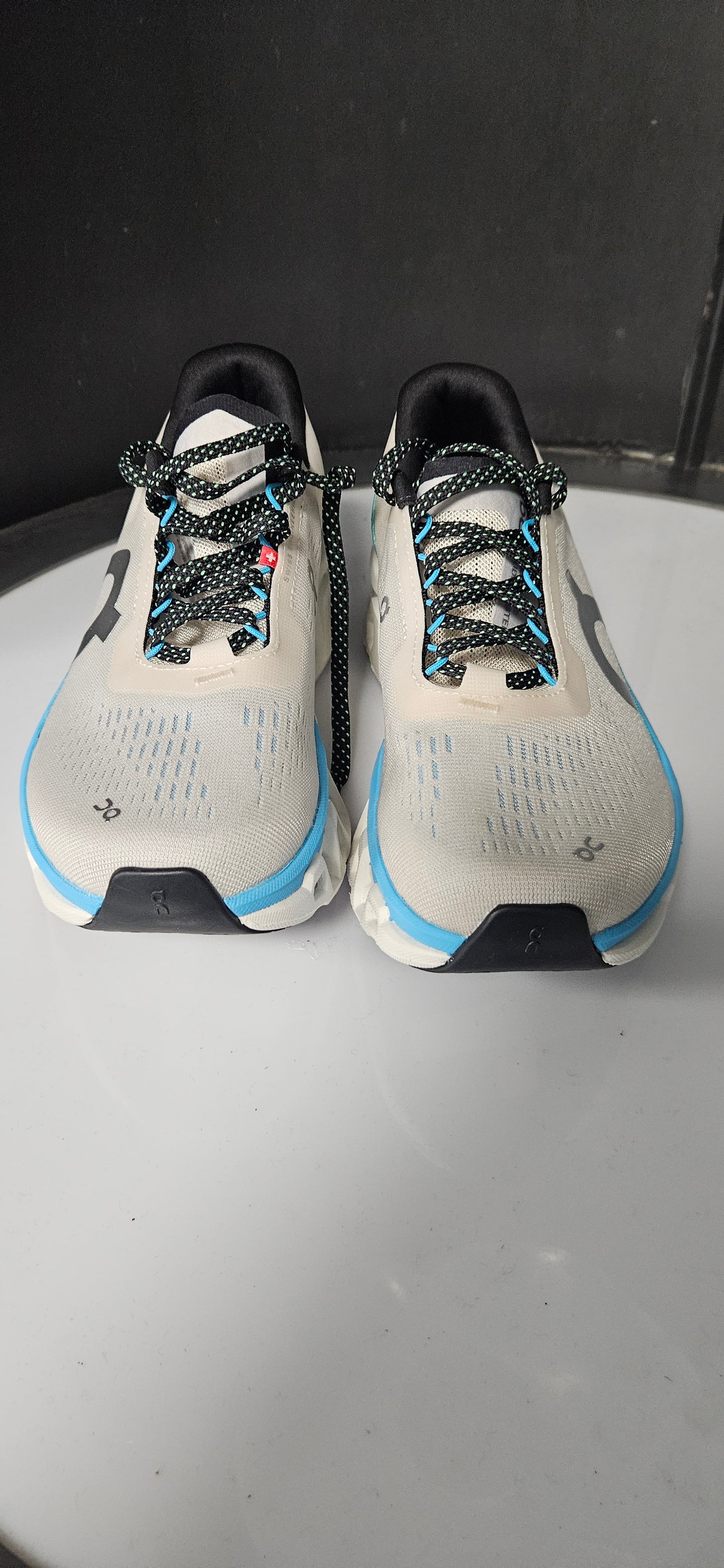 On Women's Cloudmonster 2 Running Shoes Cream / Horizon Size 5