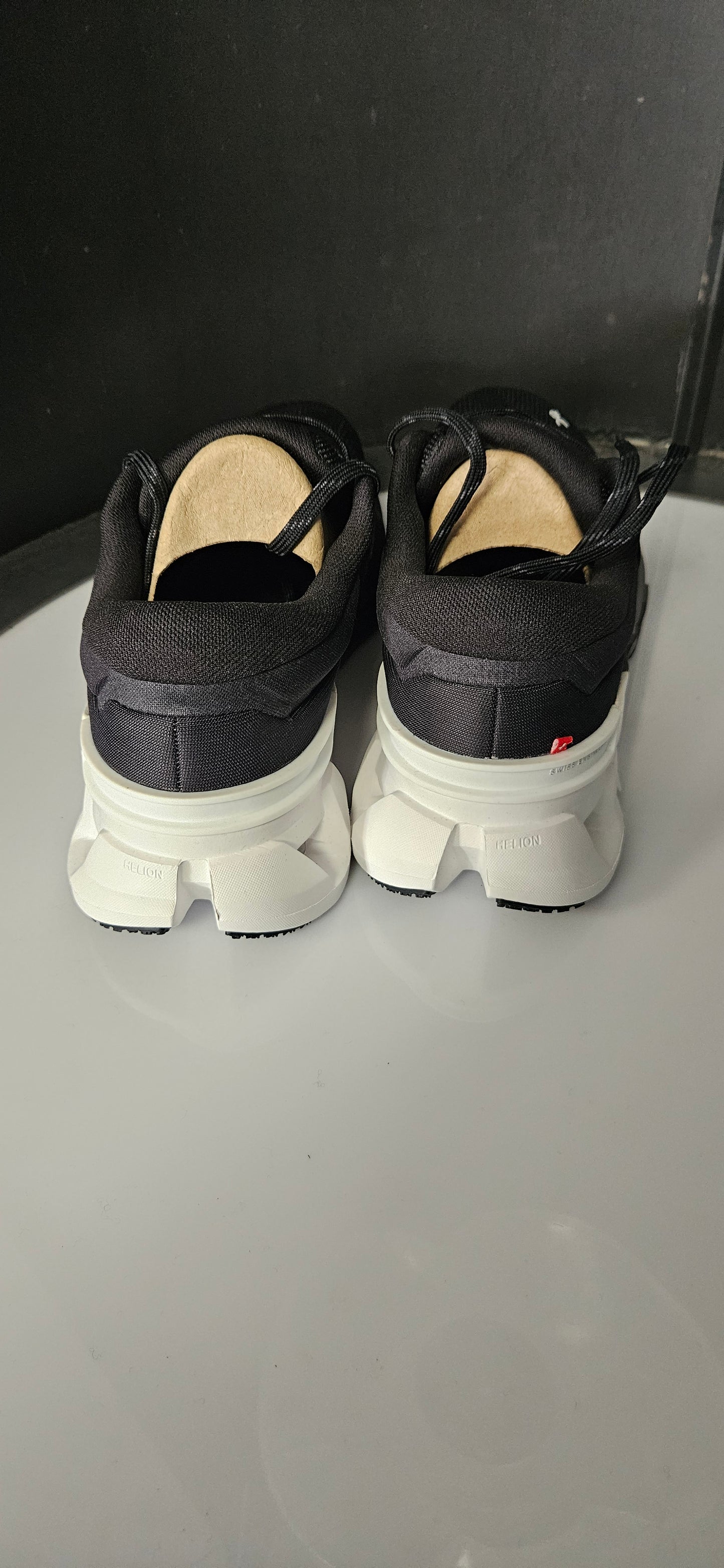 Men's Cloudflyer 5 Black/White Size 9 Rrp £160