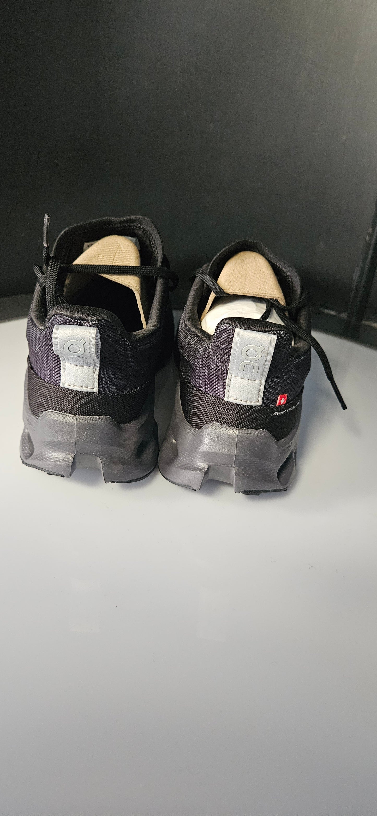 Cloudsurfer Trail Women's Waterproof Black/Eclipse Shoes Size 7.5