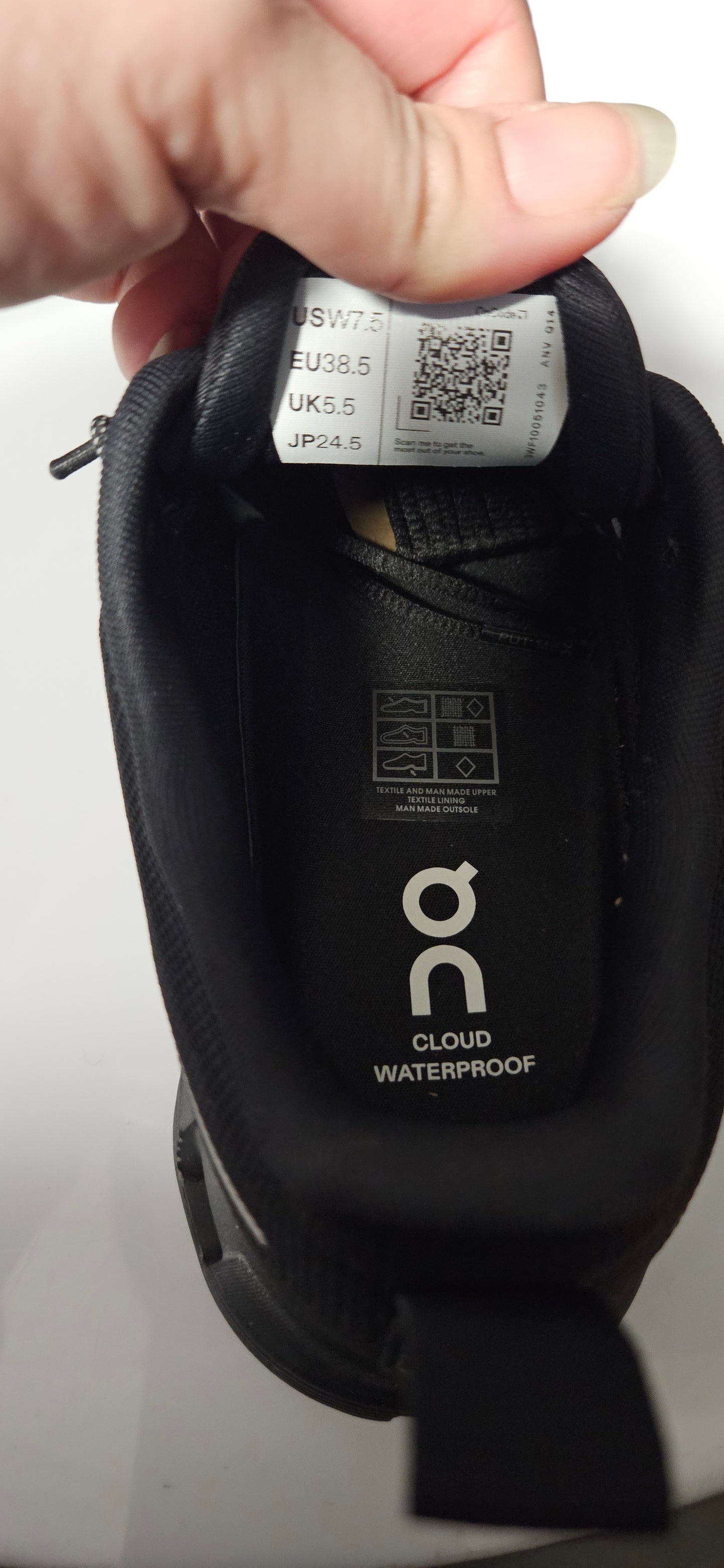 Men's Cloud 6 Black/Black Size 5.5 Rrp £160