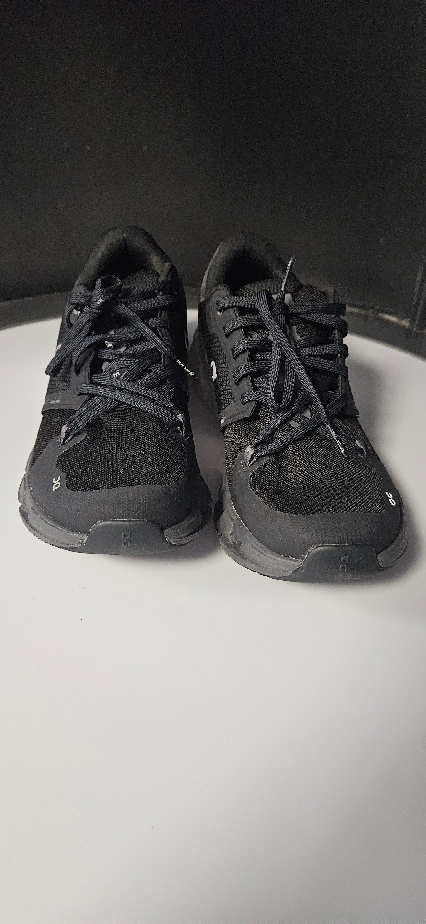 Mens On Cloudflyer 4 In Black and White In Size 7