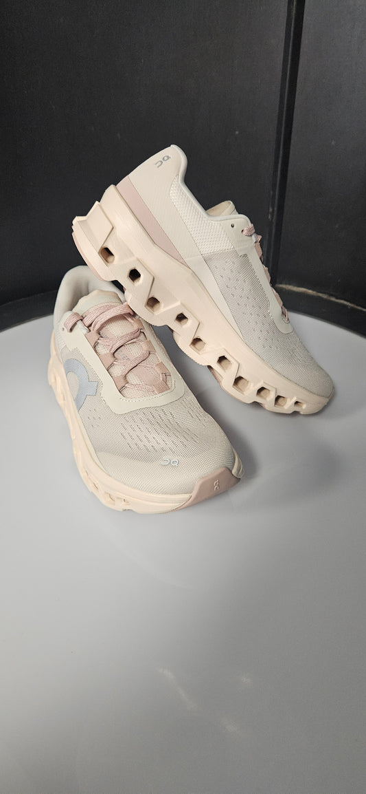 Women's On Cloudmonster Woman Running Shoes Size 4.5 Rrp £160