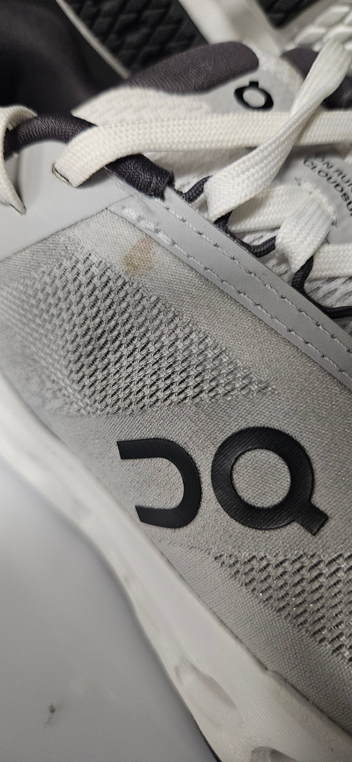 Men's Cloudsurfer Next Glacier/White Size 4 Rrp £140