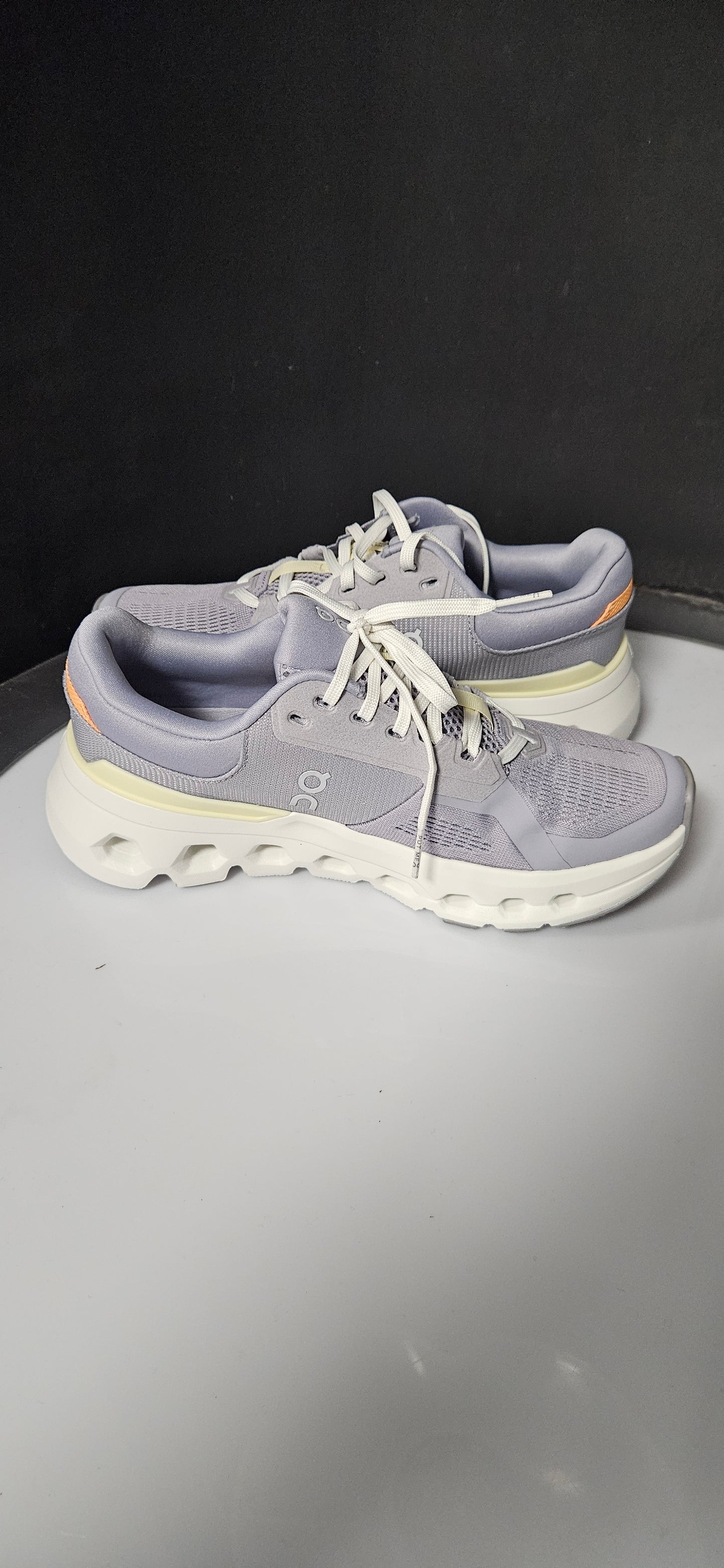 Cloudrunner 2 Lilac /Ivory Size 5 Rrp £140